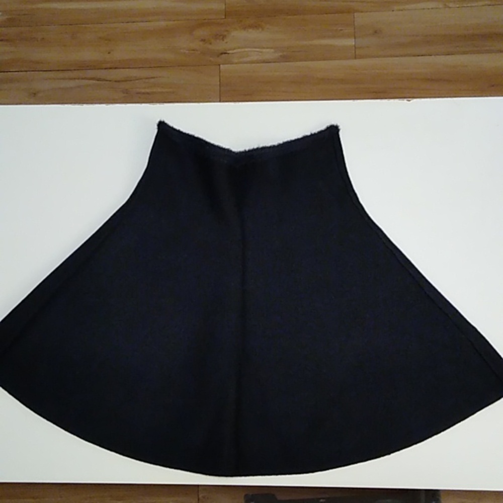 Zara knit skater skirt, excellent condition